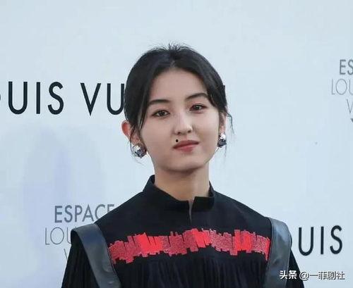 娱乐圈爆料小菊子是谁啊,她是谁? 第3张 娱乐圈爆料小菊子是谁啊,她是谁? 第3张